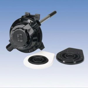 RM69 Handlenspomp Senior B met zwarte dekplaat RM303